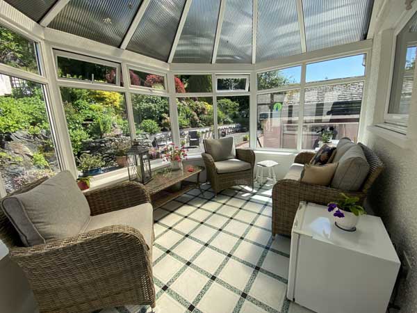 sun lounge